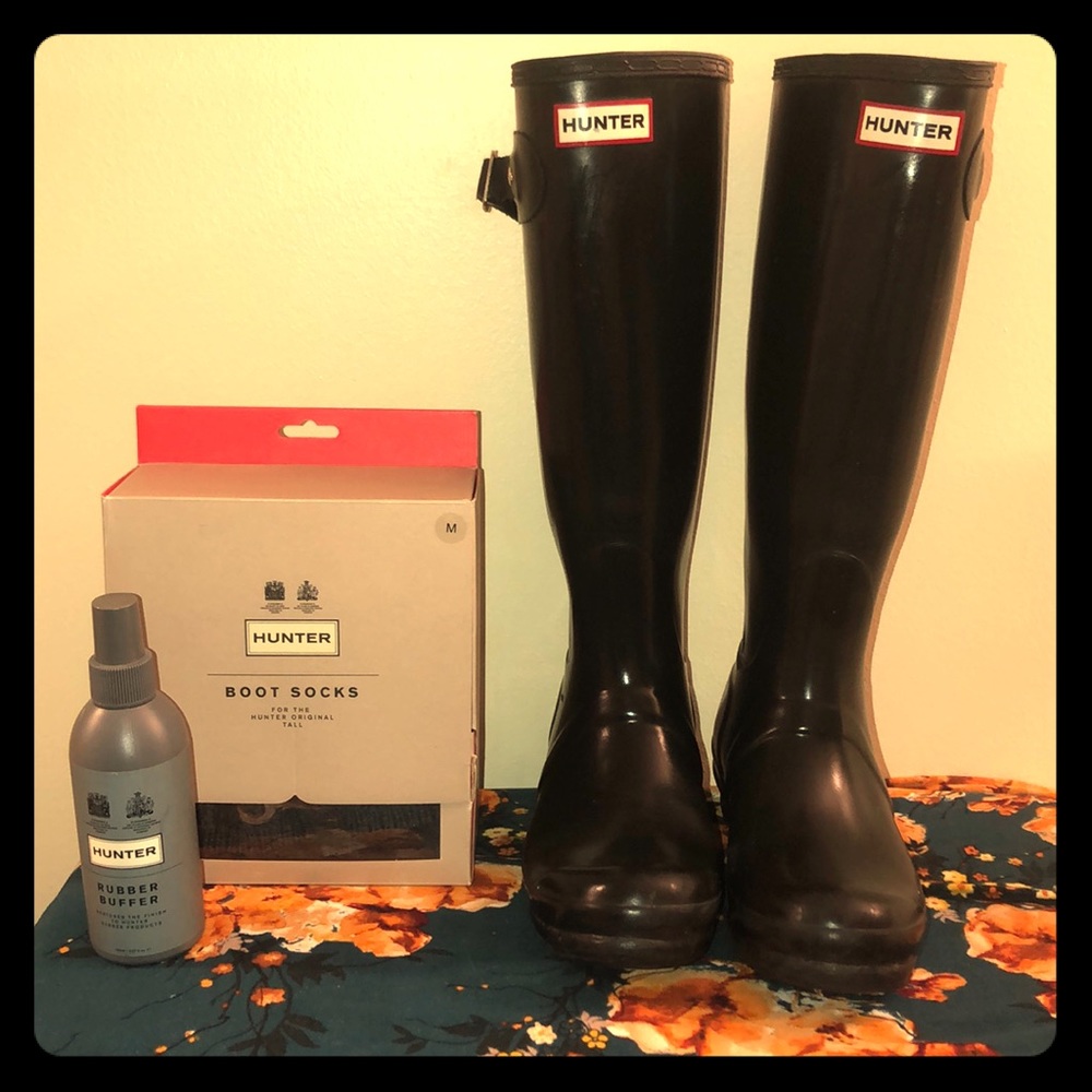 HUNTER black knee shiny rubber high rain boots